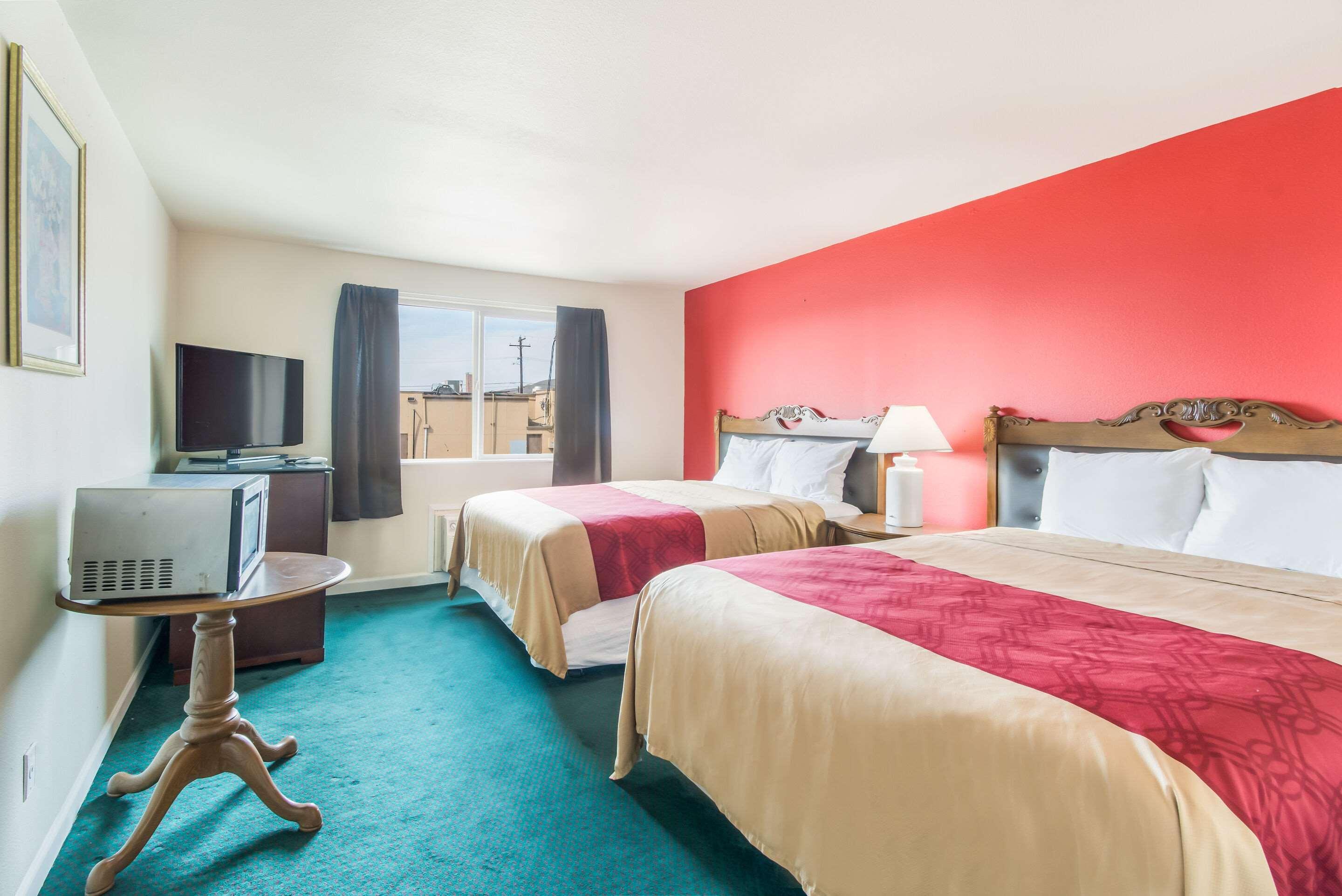Rodeway Inn Якима Экстерьер фото